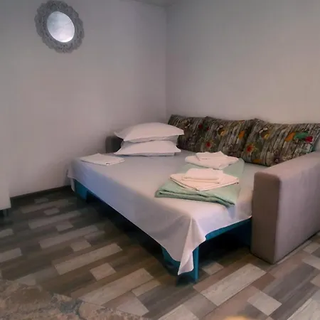 招待所 Boemul 尼普顿