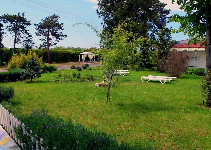 ゲストハウス Boemul